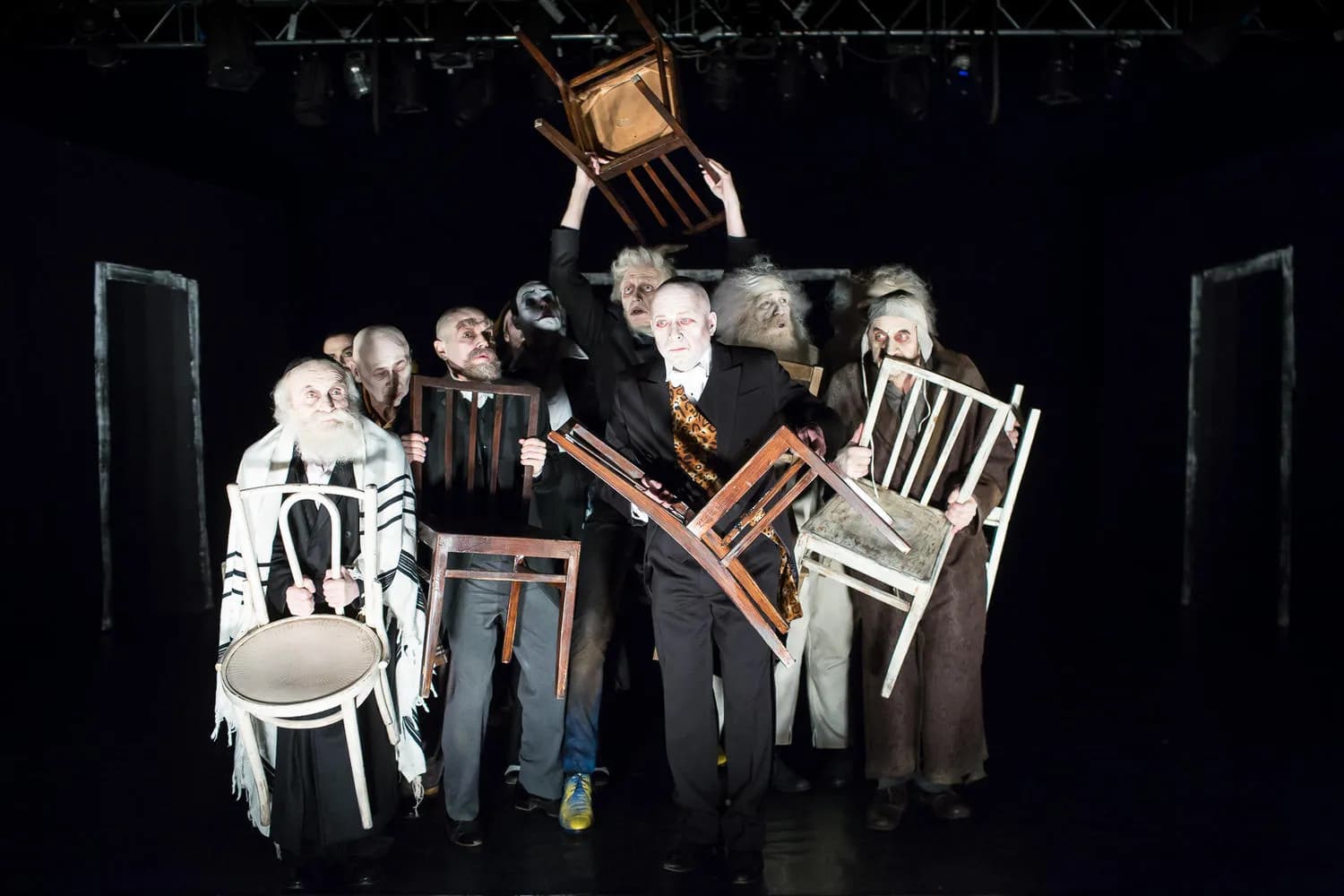 Muzyka do MARTWYCH DUSZ doceniona w rankingu portalu Teatr Dla Was